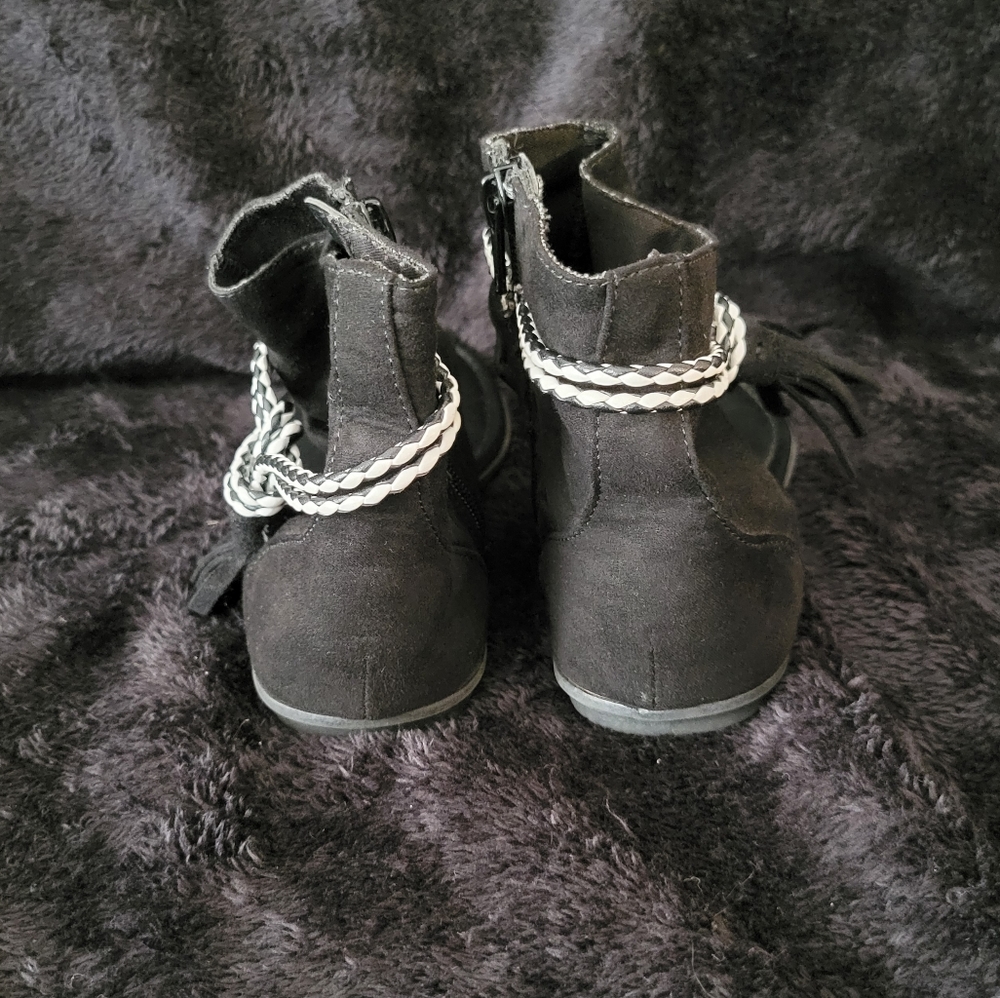 Sandals - Picture 4 of 5